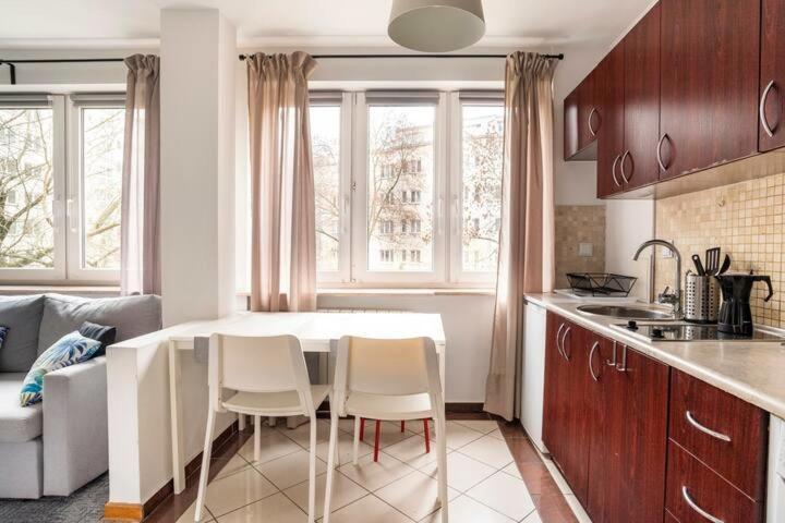 Przytulny I Cichy Apartament Blisko Centrum Warszawa Eksteriør billede